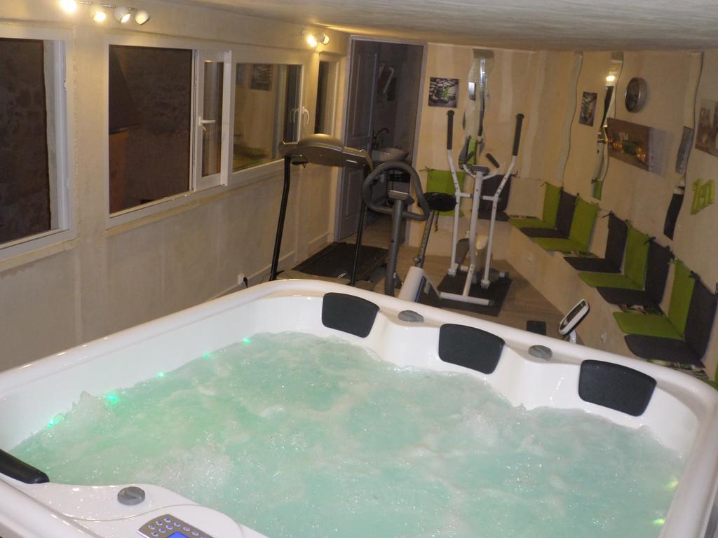 Appart'Hotel Les Tilleuls Saint-Macaire Habitación foto